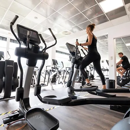 Feel Good 3* شيمنيتز