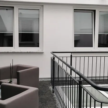 Feel Good Hotel 3*