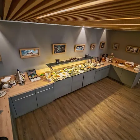 Feel Good 3* 开姆尼茨